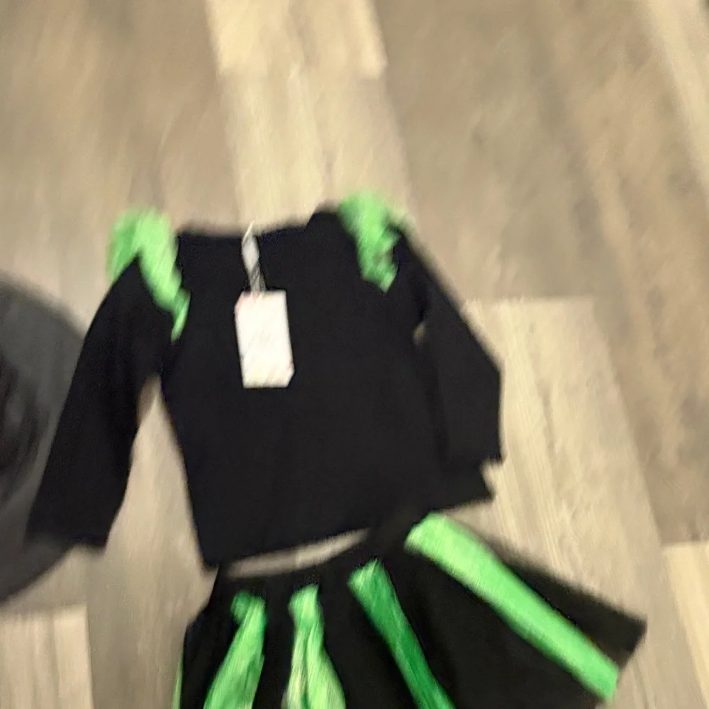 Wicked Elphaba Girls Shirt and Skirt Witch Costume with Green/Black Tutu 18-24